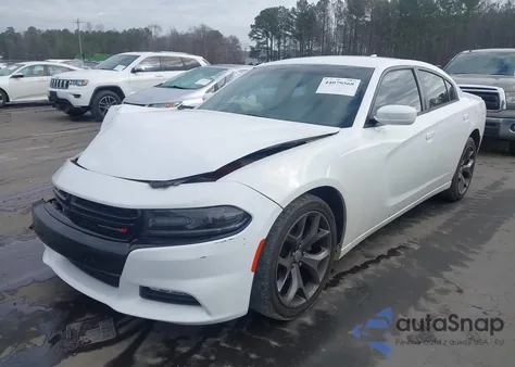 2015 Dodge Charger Sxt z USA, uszkodzony, nr VIN 2C3CDXHG0FH759851